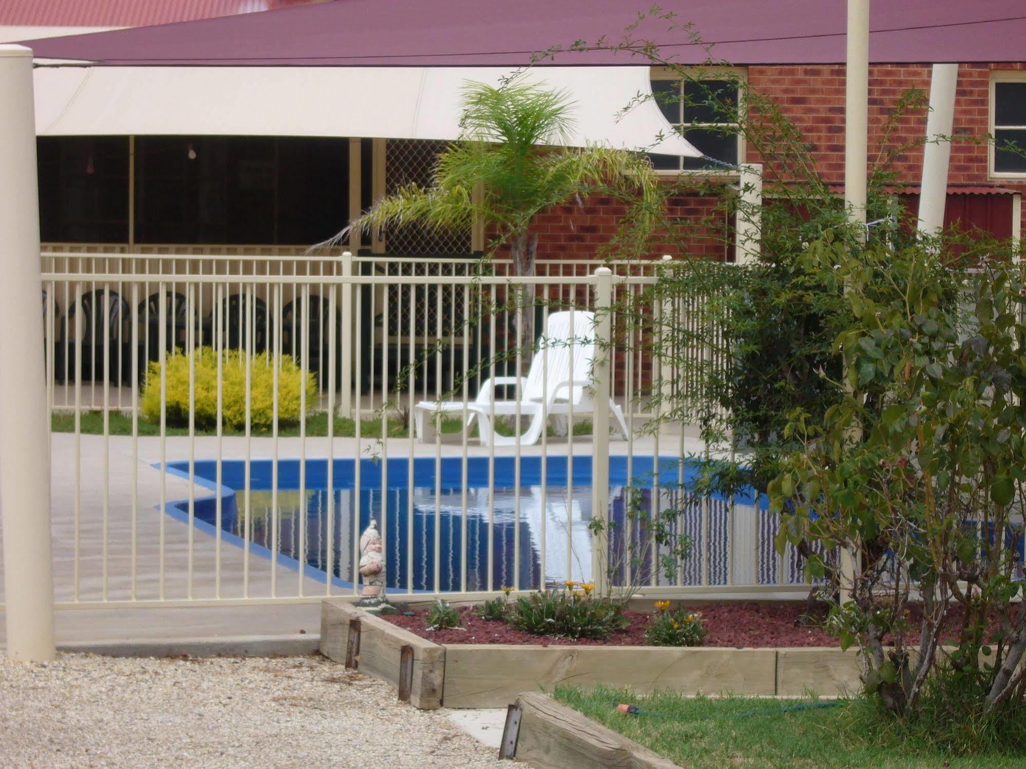 Lydoun Motel Chiltern ภายนอก รูปภาพ