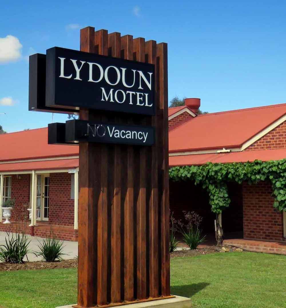 Lydoun Motel Chiltern ภายนอก รูปภาพ